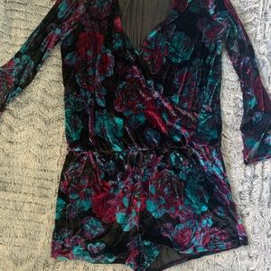 Nordstrom| Velvet Floral Romper size L